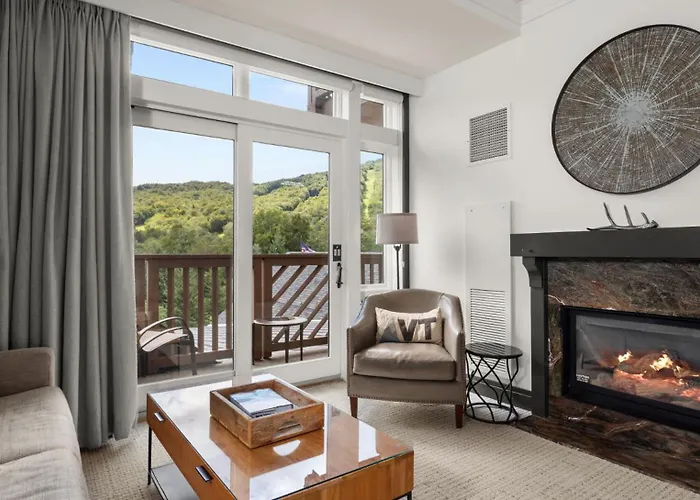 374 Lodge At Spruce Peak Ski In Ski In Ski Out King Studio By Stowe Mountain Rentals