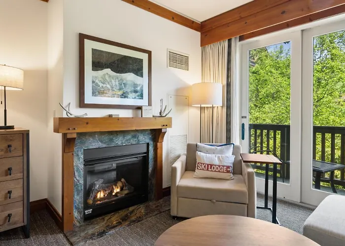 1326 Studio Lodge At Spruce Peak At Stowe Mt Resort Sleeps 4